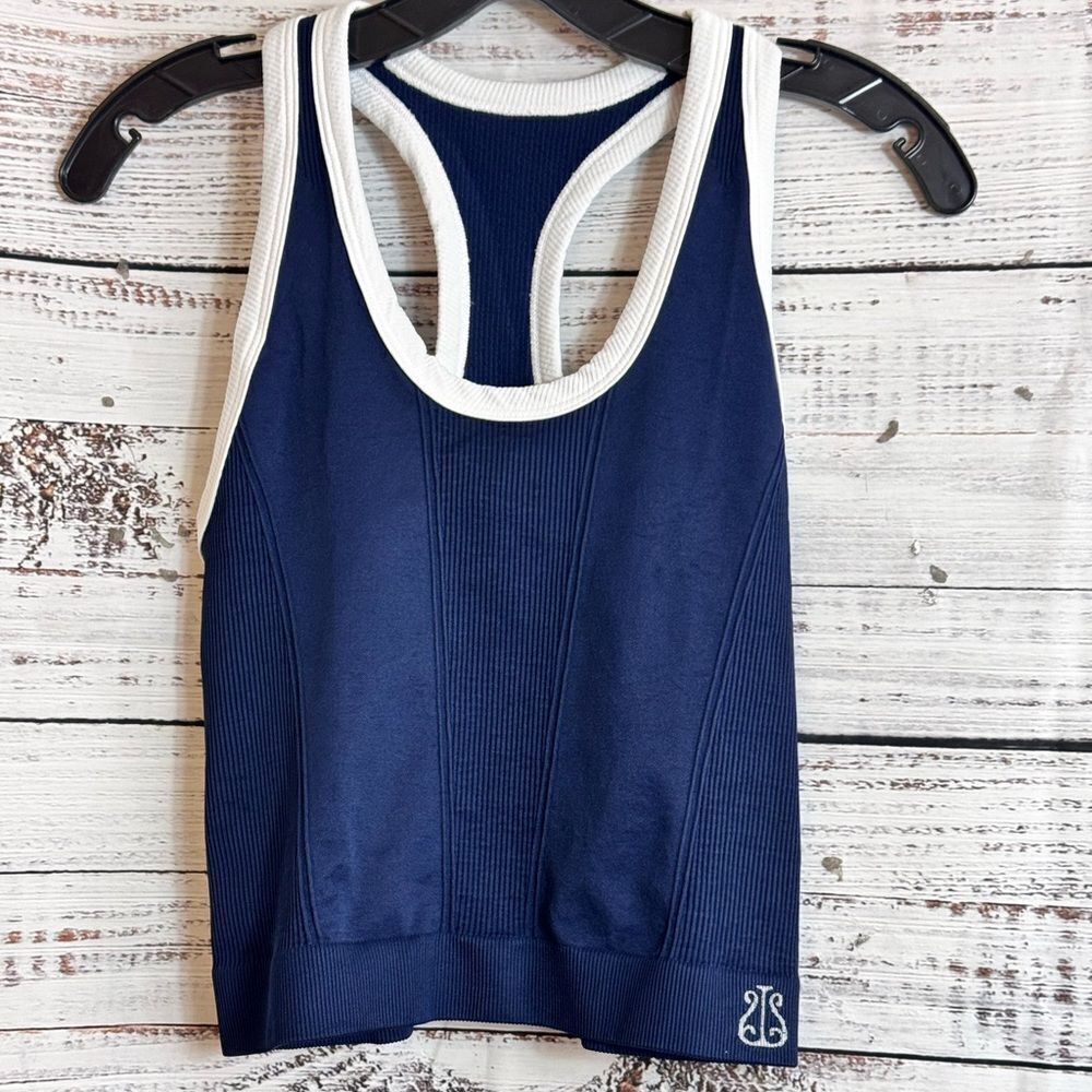 Alala Top Womens size Large Barre Racer Back TankTop Scoop Neck Seamless‎ New - Picture 2 of 16